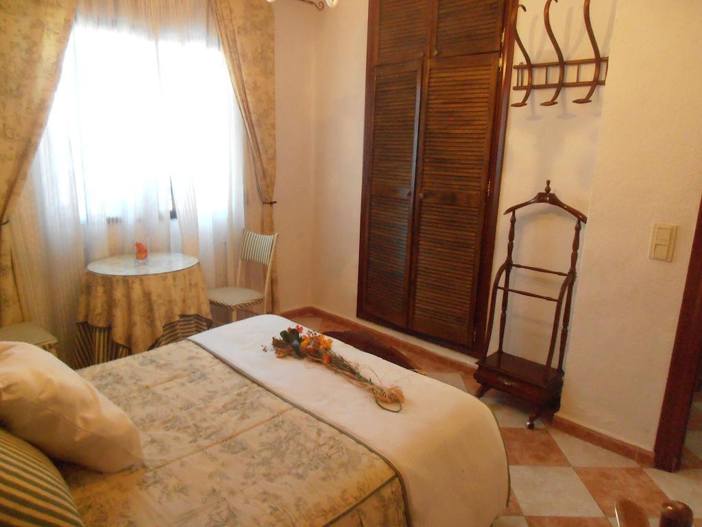 Alojamiento Rural Torre Hueca Hotel Pinos Puente Værelse billede